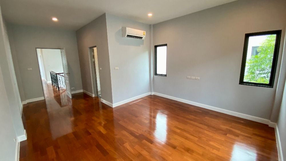 ขายบ้านพุทธมณฑล ศาลายา : ขายบ้านใหม่ นิยาม บรมราชชนนี Type กลางขายเท่าราคาเริ่มต้น ทรง Modern Classic ติดถนนใหญ่ปิ่นเกล้า - บรมราชชนนี