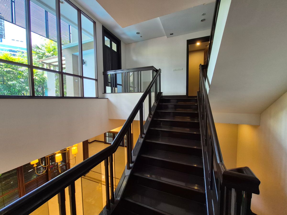 ให้เช่าบ้านสุขุมวิท อโศก ทองหล่อ : House for Rent⭐Luxury Pool Villa⭐4 Bedroom⭐Sukhumvit