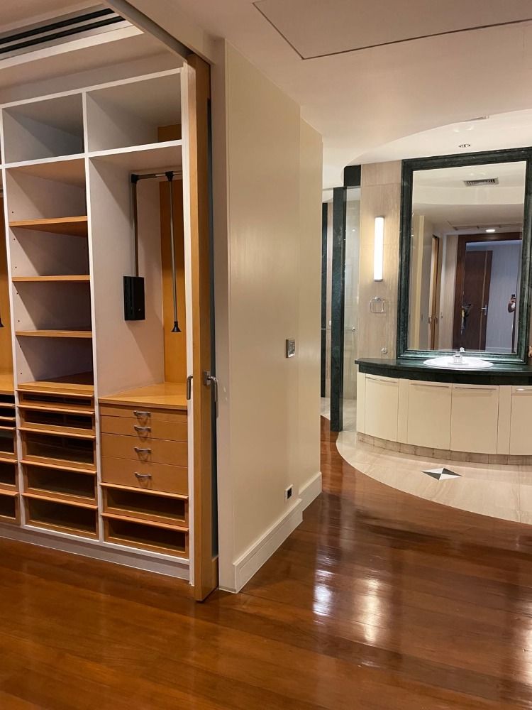 For RentHousePattanakan, Srinakarin : Luxury single house for rent