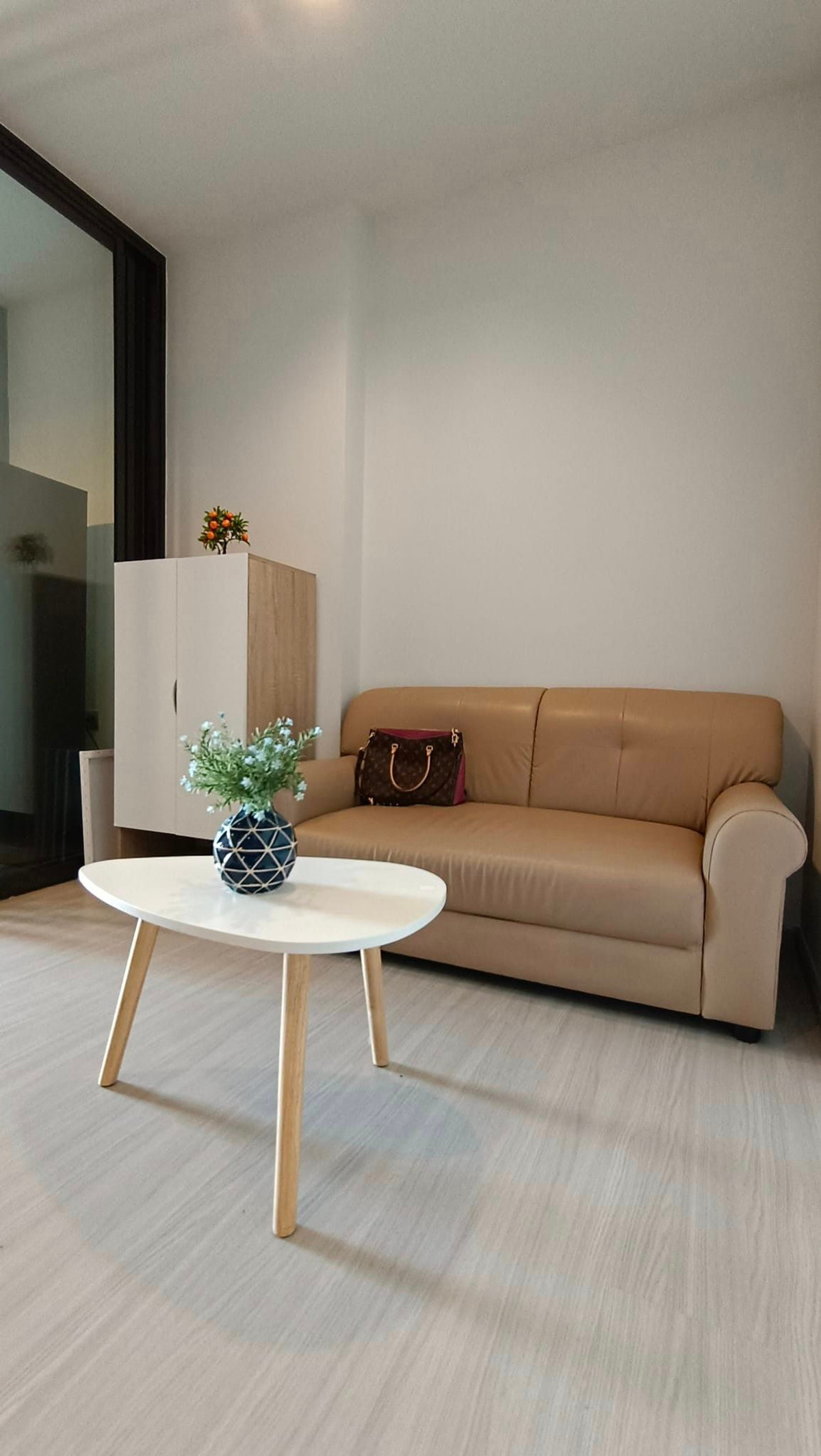 ให้เช่าคอนโดพระราม 9 เพชรบุรีตัดใหม่ RCA : ให้เช่า Life Asoke Rama9 คอนโด ไลฟ์อโศกพระราม 9 🌸 ใกล้ มศว. MRT พระราม 9 