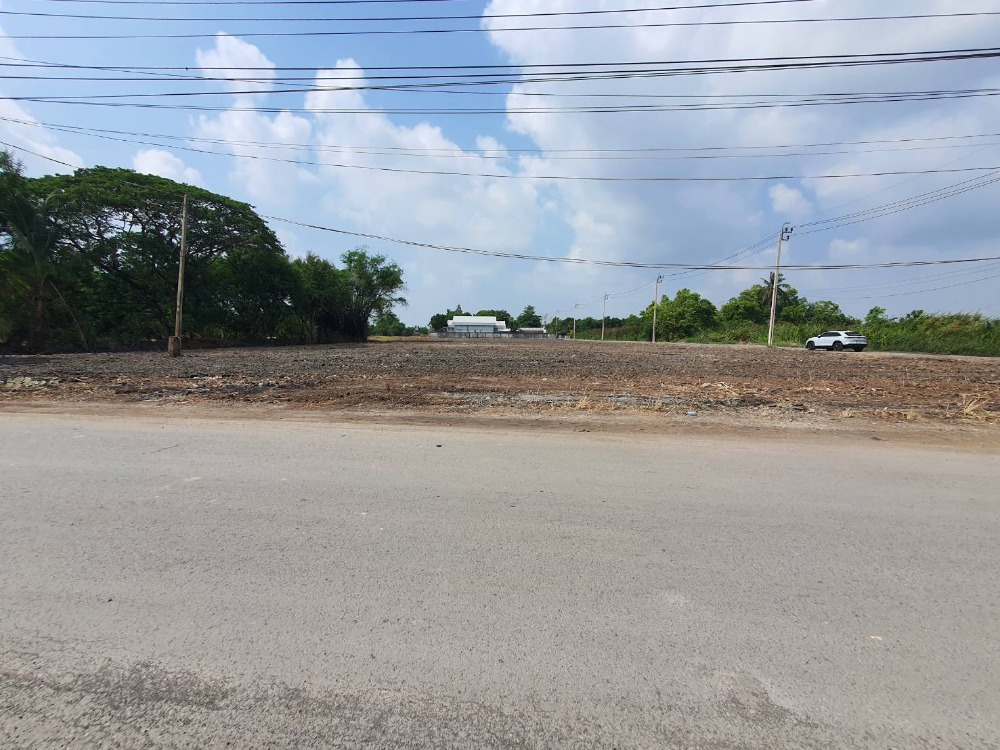 For RentLandMin Buri, Romklao : Land for rent, area 4, 8 rai, Suwinthawong 90, Ruampatana , Nong Chok.