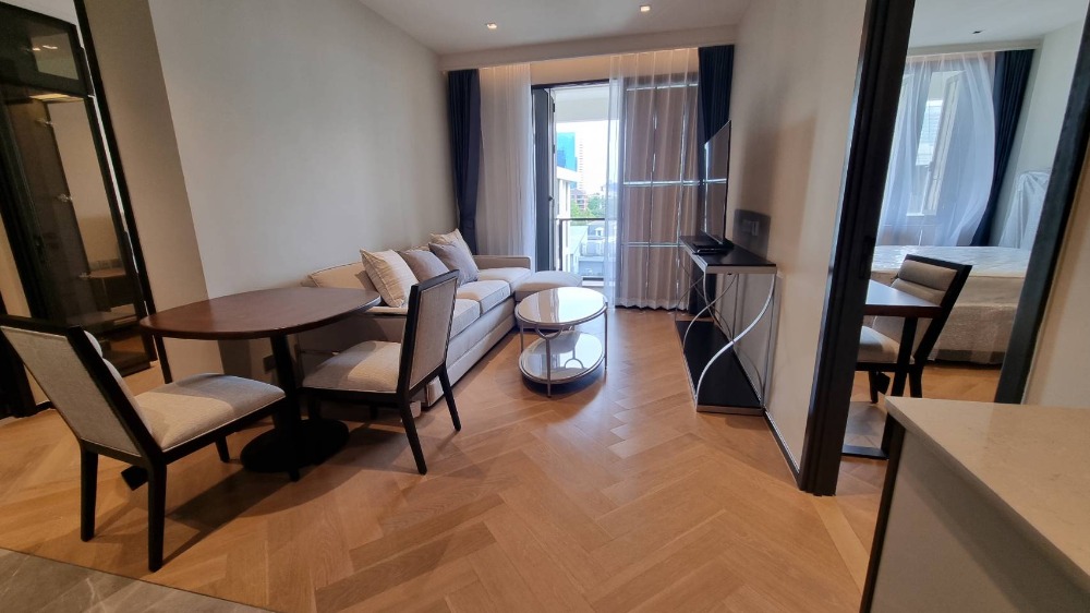For RentCondoSukhumvit, Asoke, Thonglor : Condo for rent, The Reserve Sukhumvit 61, 2 bedroom condo, fully furnished, ready to move in, near BTS Ekkamai!!