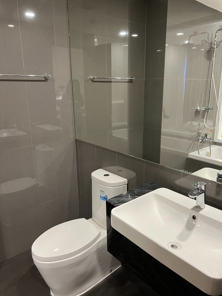 For RentCondoSiam Paragon ,Chulalongkorn,Samyan : Condo for Rent  เช่า **  Ashton Cula-Silom ห้องกว้าง  66 ตรม. 2 นอน 2 น้ำ เฟอร์ครบ พร้อมอยู่@ 60,000 บาท  Call 096-2615656