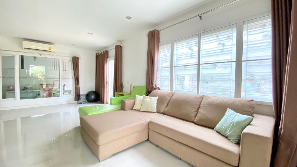 For SaleHouseOnnut, Udomsuk : Twin house for sale, Golden Neo Onnut-Pattanakarn University, size 51.7 sq m. ** On Nut 65, near APL Thap Chang