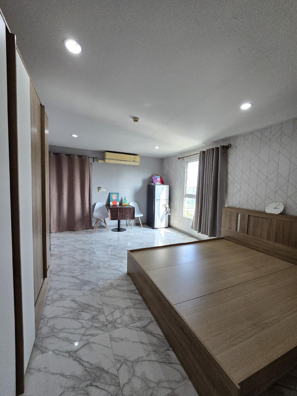 ขายคอนโดอ่อนนุช อุดมสุข : Regent Home 13 ชั้น 8 ห้องมุม วิวไม่บล็อค ทิศตะวันออก BTS บางจาก,  BTS อ่อนนุช