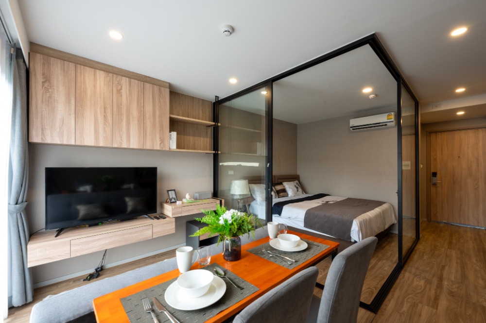 For SaleCondoSathorn, Narathiwat : Condo for sale!! Blossom condo @ Sathorn - Charoenrat 1 bedroom 30 sqm.