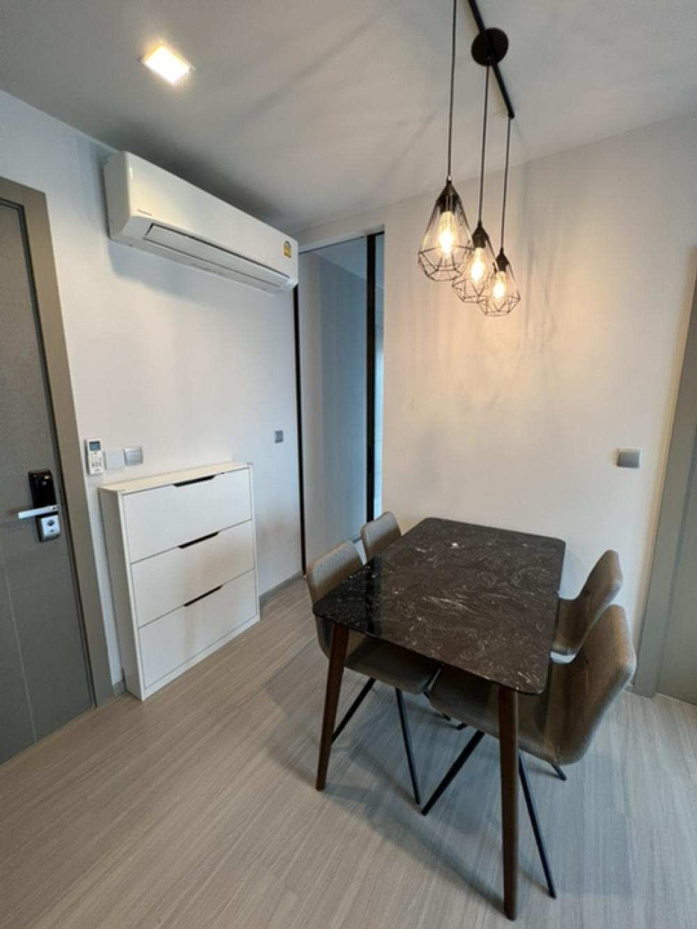 ให้เช่าคอนโดพระราม 9 เพชรบุรีตัดใหม่ RCA : 🔥ให้เช่าด่วน คุ้มสุดๆ🔥คอนโดไลฟ์ อโศก-พระราม 9 (2 ห้องนอน 45 ตรม. ตกแต่งพร้อมอยู่ ใกล้ MRT พระราม 9 - ฟอร์จูน  - เซ็นทรัลพระราม 9)