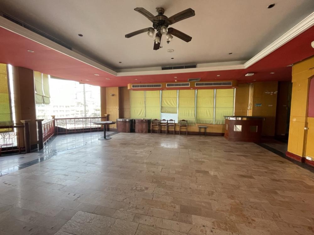 ให้เช่าร้านค้า/ตลาดนัดพระราม 3 สาธุประดิษฐ์ : พื้นที่ให้เช่า - ที่ขายขายของ SV City พระราม 3 ติด brt วัดด่าน