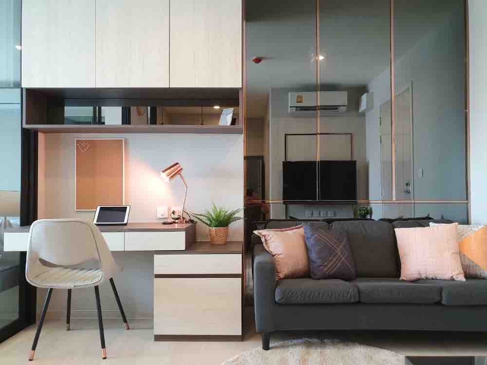 For RentCondoRama9, Petchburi, RCA : for rent Life asoke 35.5sqm nice room special deal ! ❤️💚