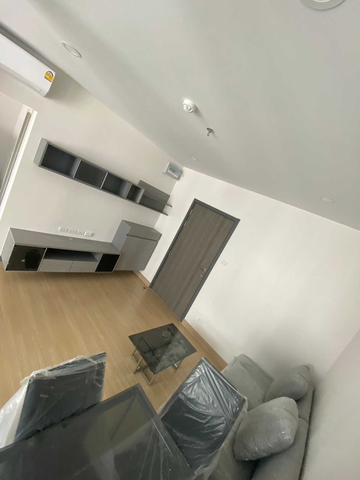 For RentCondoRamkhamhaeng, Hua Mak : 💥 Rent Supalai Werenda, Ramkhamhaeng, new 28 sqm. Price 12,000 baht.