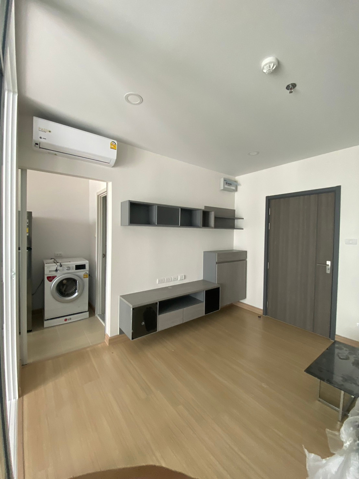 For RentCondoRamkhamhaeng, Hua Mak : 💥 Rent Supalai Werenda, Ramkhamhaeng, new 28 sqm. Price 12,000 baht.