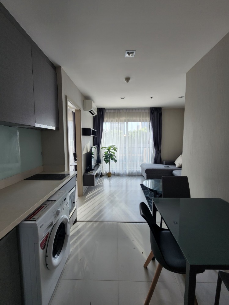 ให้เช่าคอนโดสุขุมวิท อโศก ทองหล่อ : Rent Rhythm Sukhumvit 36-38 onebed 33.5 Sqm 18,000 Thb Ready to Move in