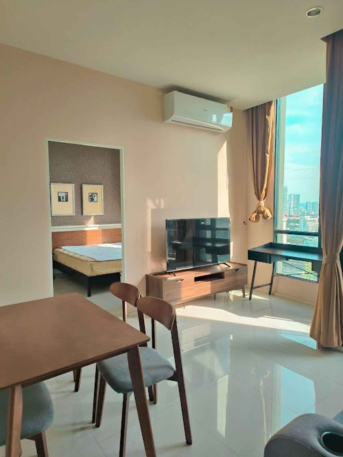 ให้เช่าคอนโดสุขุมวิท อโศก ทองหล่อ : Ekkamai road, 1Bedroom/1Bathroom, Area 42.35 sqm, Fully furnished