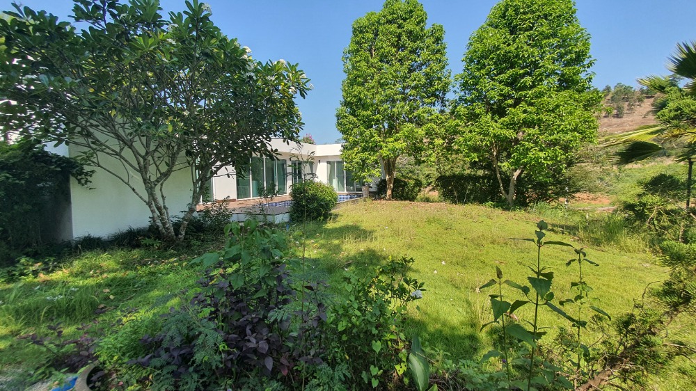 For SaleLandPak Chong KhaoYai : Land for sale with a vacation home, Wang Katha, Pak Chong, Khao Yai, Nakhon Ratchasima.