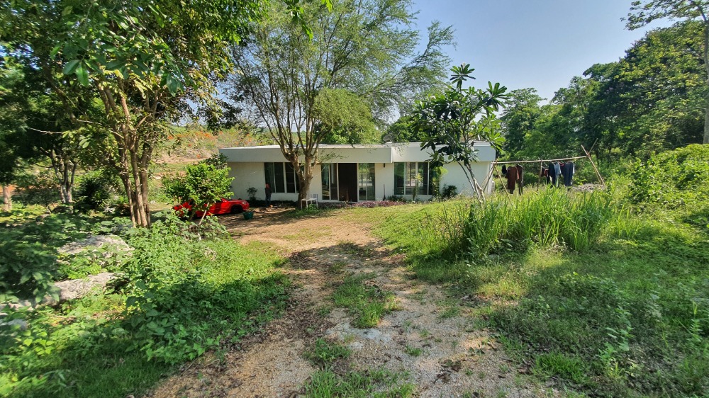 For SaleLandPak Chong KhaoYai : Land for sale with a vacation home, Wang Katha, Pak Chong, Khao Yai, Nakhon Ratchasima.