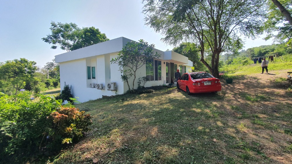 For SaleLandPak Chong KhaoYai : Land for sale with a vacation home, Wang Katha, Pak Chong, Khao Yai, Nakhon Ratchasima.