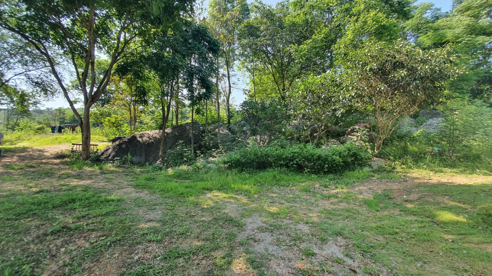 For SaleLandPak Chong KhaoYai : Land for sale with a vacation home, Wang Katha, Pak Chong, Khao Yai, Nakhon Ratchasima.