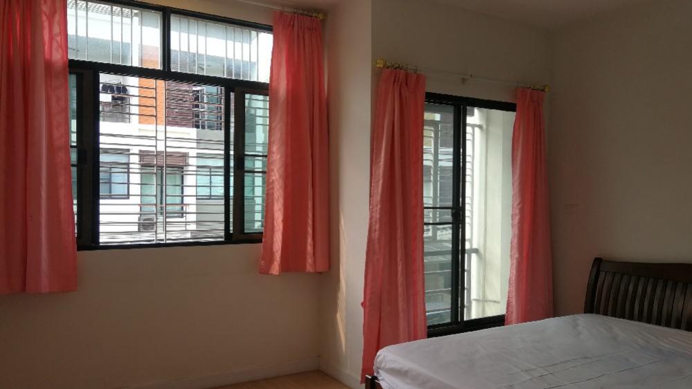 ขายทาวน์โฮมท่าพระ ตลาดพลู วุฒากาศ : ขายด่วนทาวน์โฮม 3ชั้น The sixnature กัลปพฤกษ์ห้องมุมใกล้สโมสร ราคา 3.99ล้านบาท