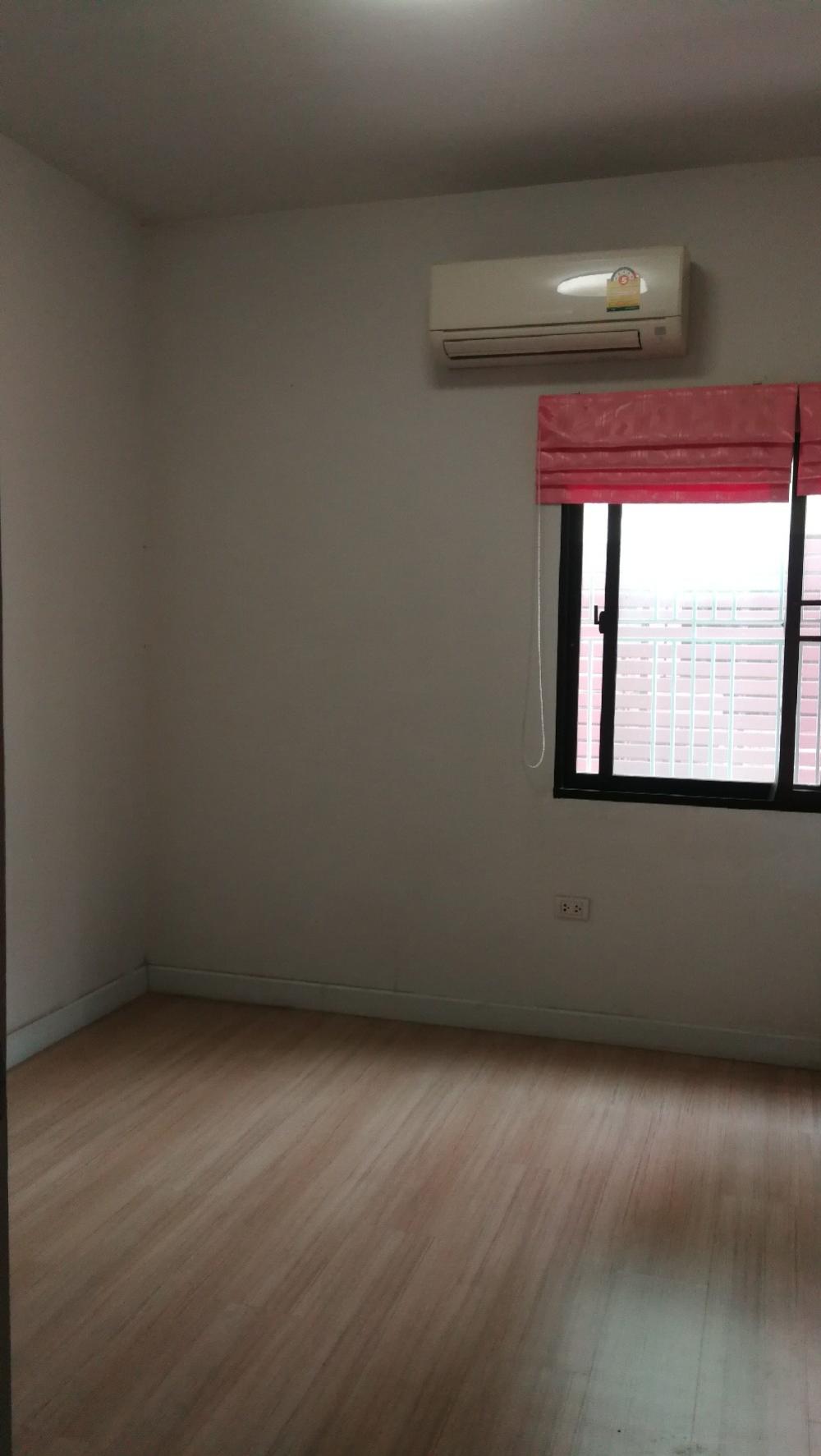 ขายทาวน์โฮมท่าพระ ตลาดพลู วุฒากาศ : ขายด่วนทาวน์โฮม 3ชั้น The sixnature กัลปพฤกษ์ห้องมุมใกล้สโมสร ราคา 3.99ล้านบาท