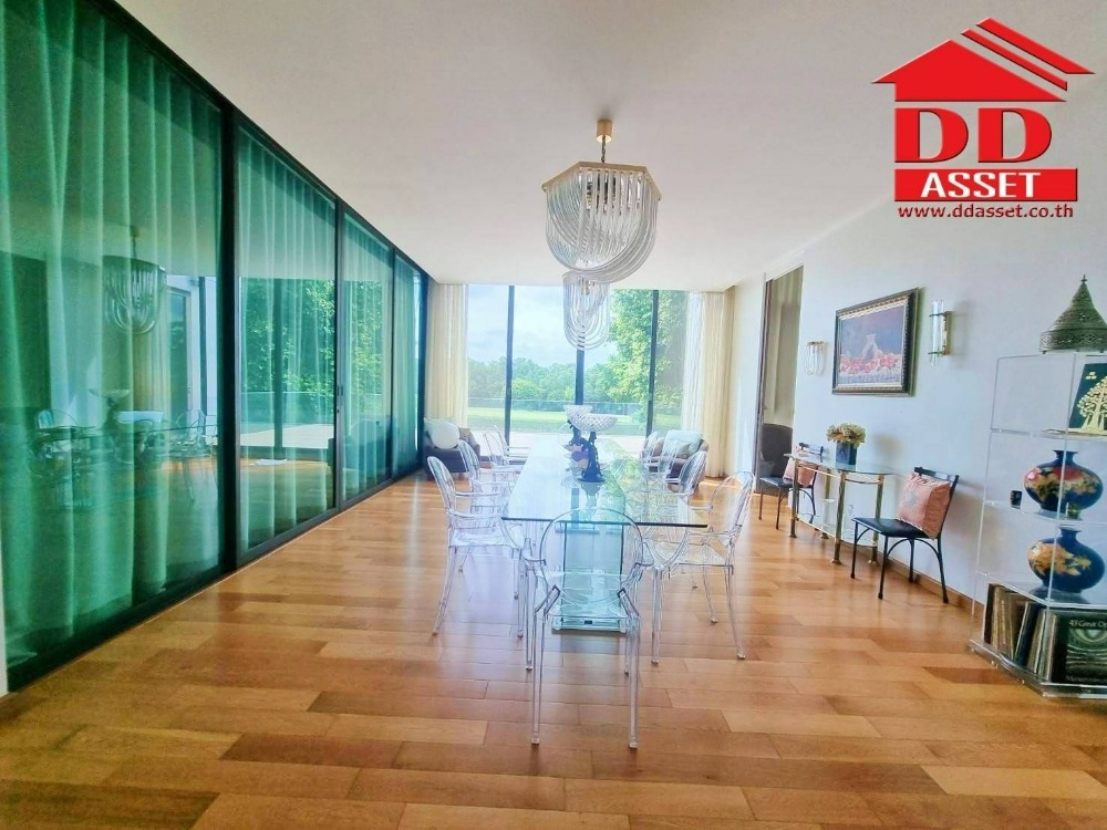 For SaleHouseLadkrabang, Suwannaphum Airport : Luxury 3-storey house for sale with elevator ​in the Royal Golf Ladkrabang golf course Beautiful house, golf course view, ready to move in The Royal Golf & Country Club