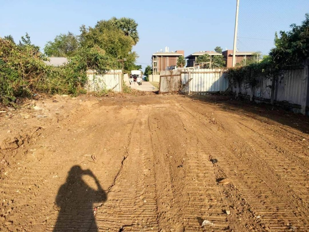 ขายที่ดินหัวหิน ประจวบคีรีขันธ์ : ขายที่ดิน​ หัวหิน 200 วา​ ซอยหัวหิน17 ใกล้ชายหาด​ 500 เมตร ใกล้โรงแรมเรสดีเทล​ หัวหิน​ และ​ อินเด็กซ์​ หัวหิน​ ถนนเพชรเกษม