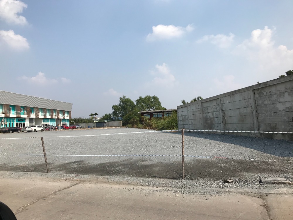 For SaleLandRathburana, Suksawat : Land filled and divided for sale, 1 ngan - 1 rai, Suksawat, Phra Pradaeng, Samut Prakan, title deed documents, beautiful plots, build factories, warehouses, commercial buildings, residential houses, 36,000 per square wa