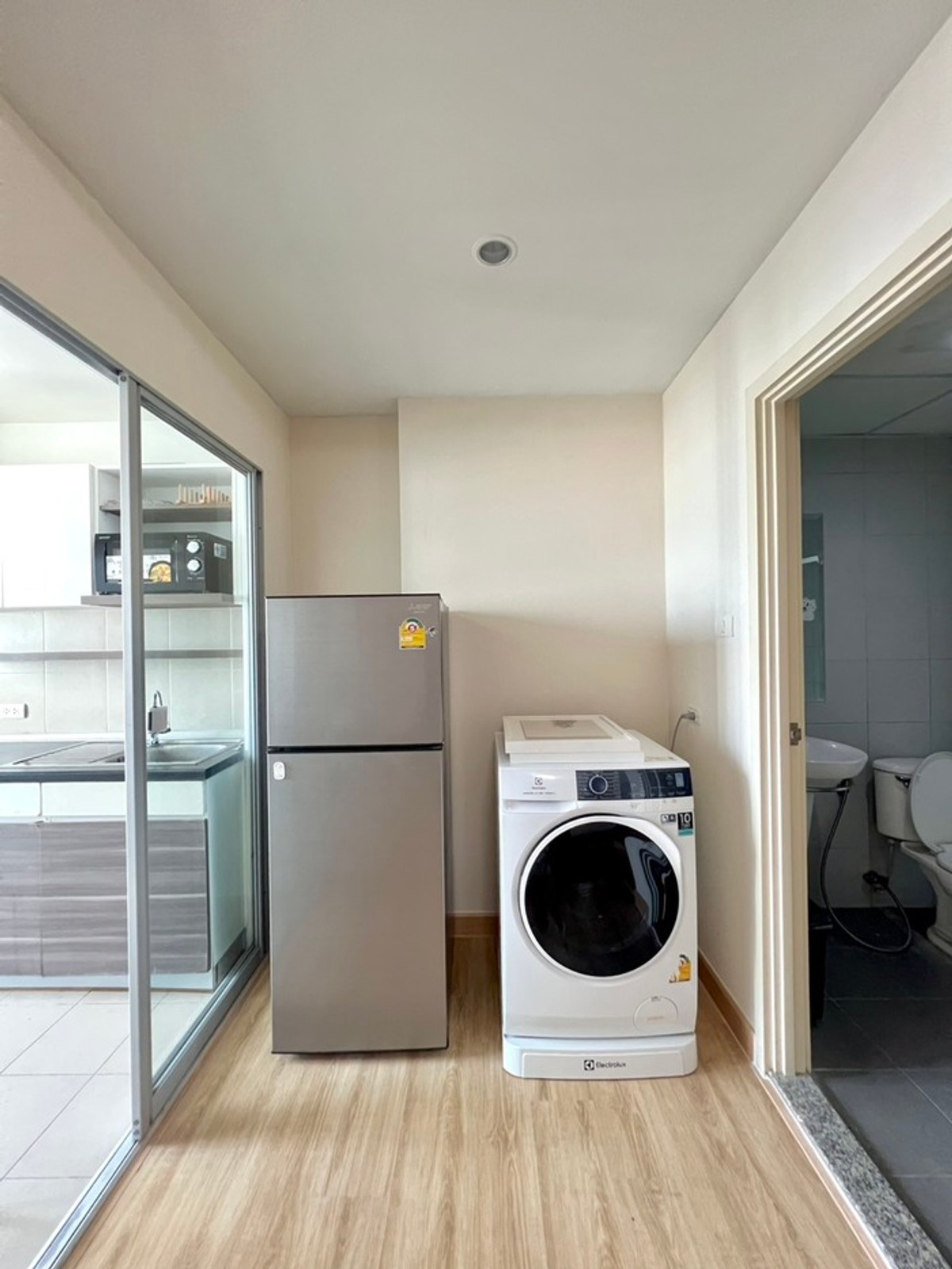 For RentCondoBang Sue, Wong Sawang, Tao Pun : 💜💜For rent!! Supalai Veranda Ratchavipha-Prachachuen 44 sq m. (1Bed) 28th floor, West Building, complete with furniture and electrical appliances💜💜Inquire LINE ID: @atfirm📲