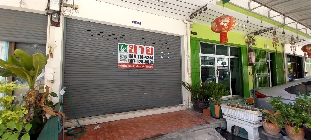 For SaleShop HouseRama 2, Bang Khun Thian : Shophouse, 3.5 floors, location Rama 2 Soi 51 Can park in front of the house. Close to community areas and amenities Suitable for living, trading, doing business.