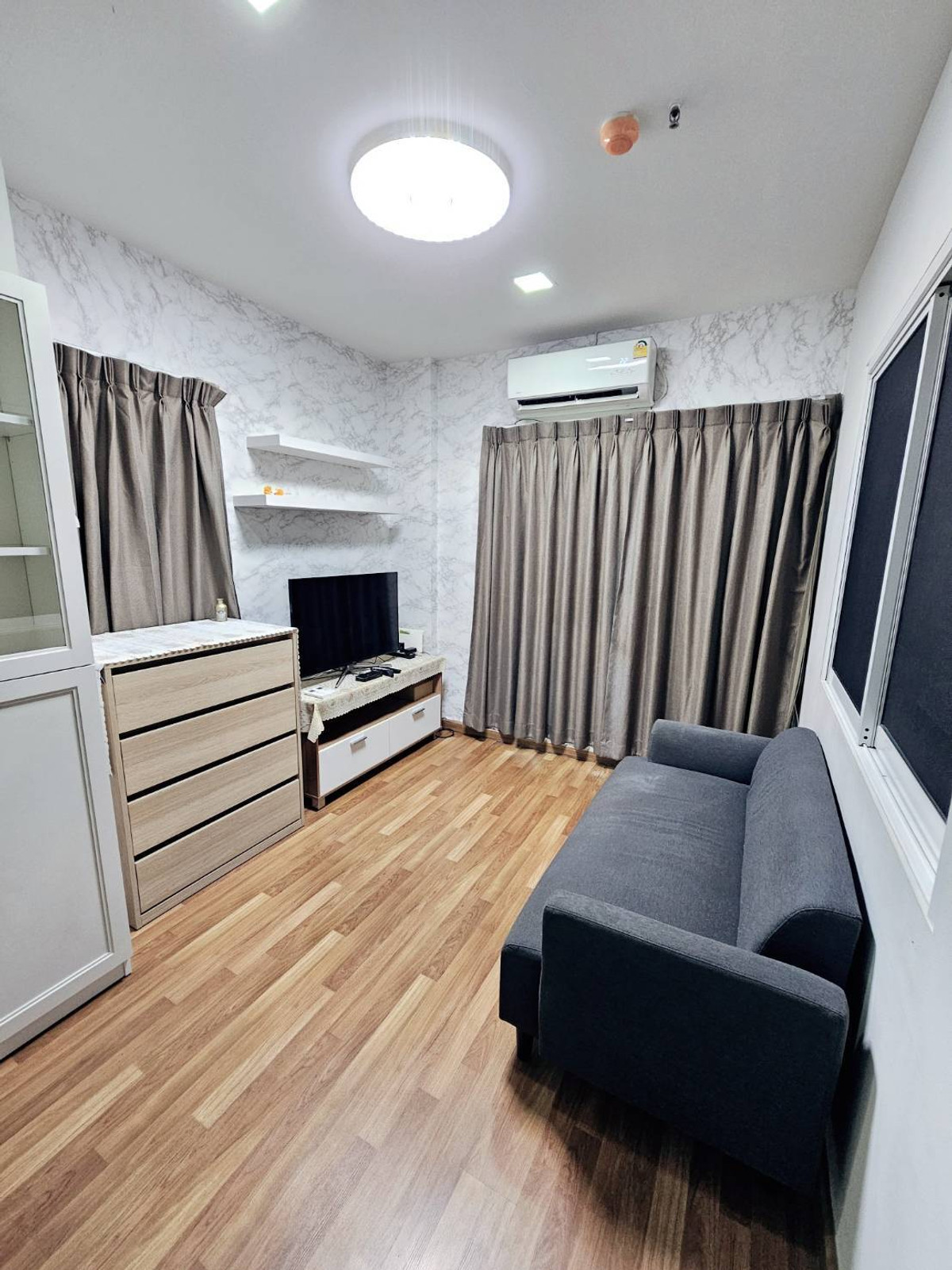 ให้เช่าคอนโดลาดพร้าว101 แฮปปี้แลนด์ : ให้เช่า แอนนาคอนโด โพธิ์แก้ว 1  ชั้น 2 ห้องมุม