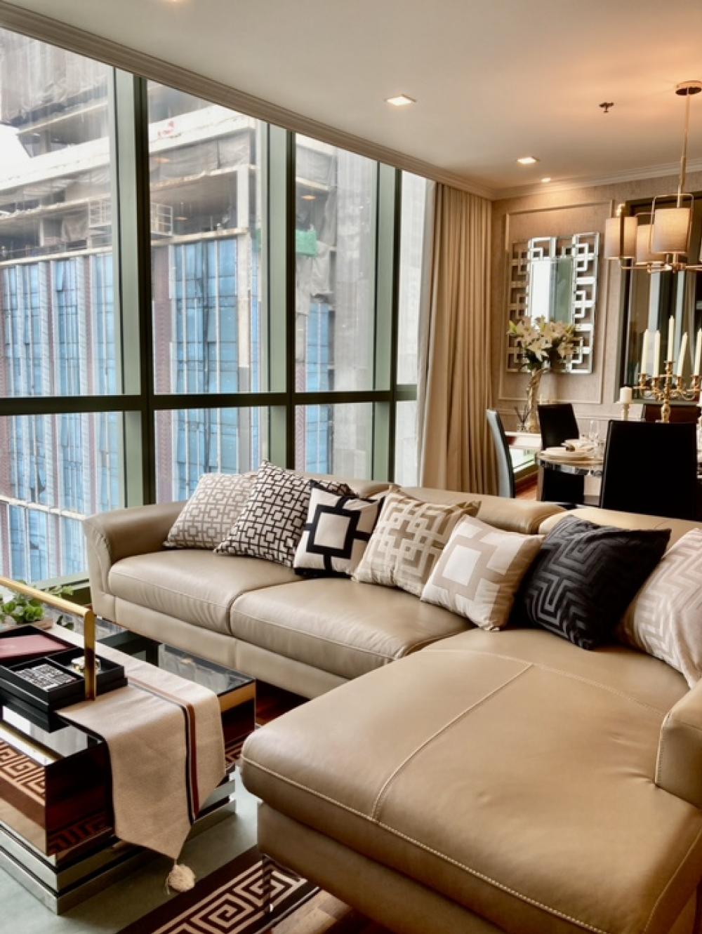 For SaleCondoRatchathewi,Phayathai : Urgent sale, condo in the heart of the city, 3 bedrooms, 3 bathrooms, @ Wish singnerture Midtown Siam