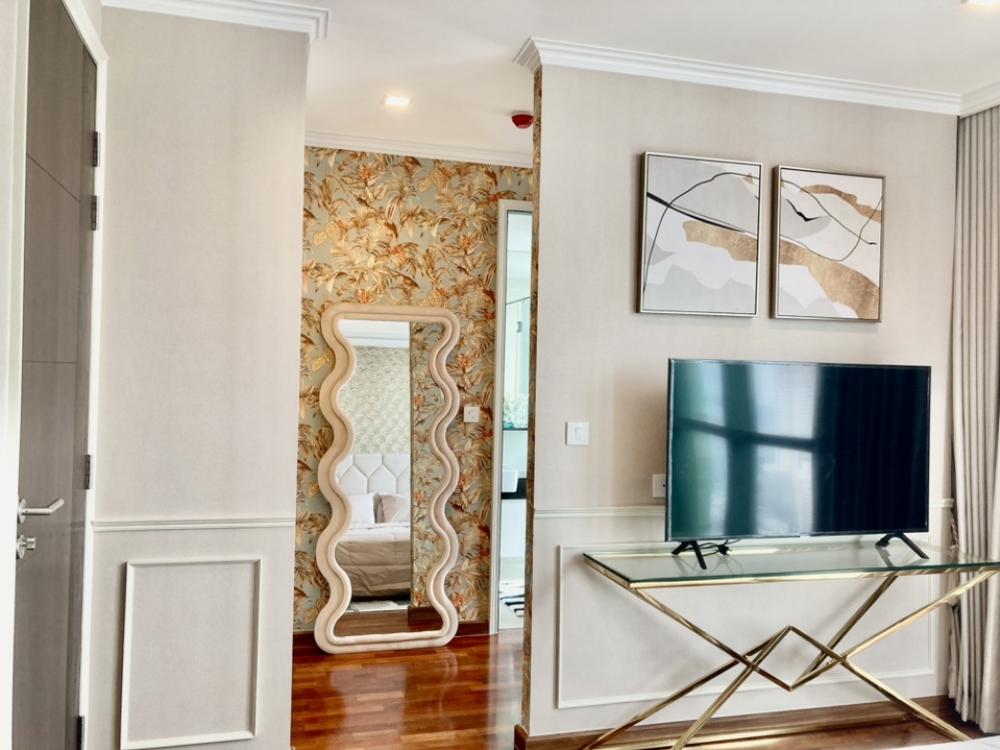 For SaleCondoRatchathewi,Phayathai : Urgent sale, condo in the heart of the city, 3 bedrooms, 3 bathrooms, @ Wish singnerture Midtown Siam