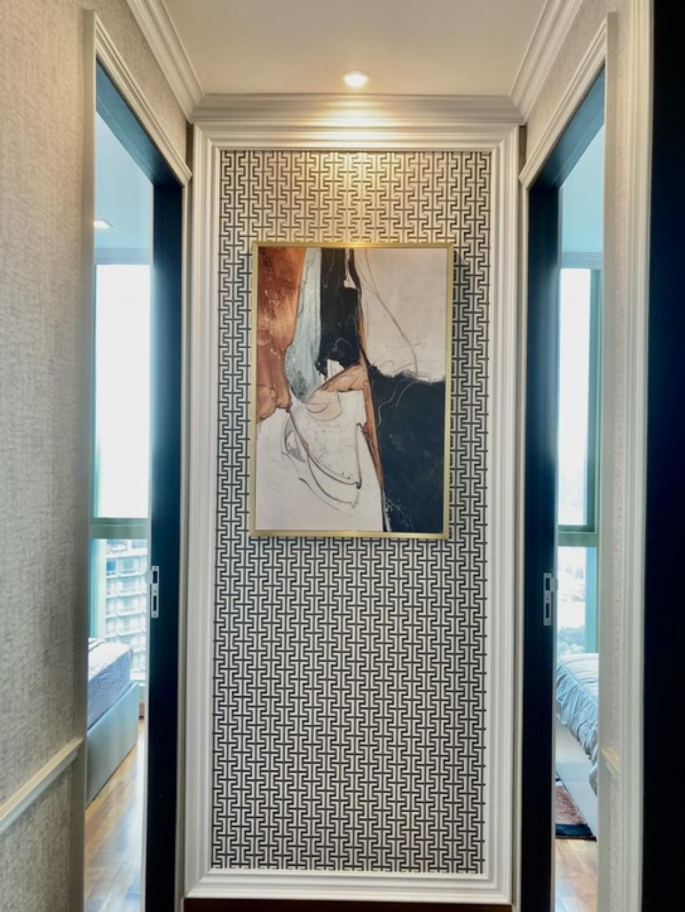 For SaleCondoRatchathewi,Phayathai : Urgent sale, condo in the heart of the city, 3 bedrooms, 3 bathrooms, @ Wish singnerture Midtown Siam