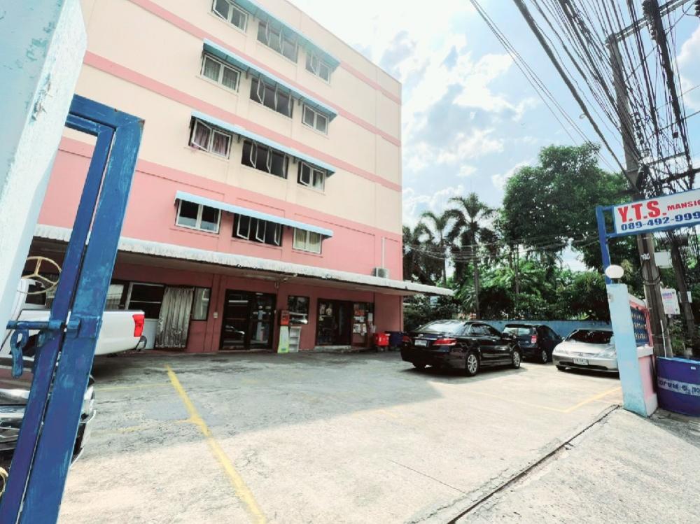 For SaleHotel&Apartment BusinessOnnut, Udomsuk : Selling Apartment 49.9 million baht, Soi Sukhumvit 101/1 area 241 sq m.