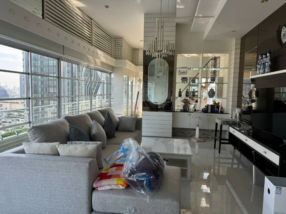 ให้เช่าคอนโดราชเทวี พญาไท : Eng 中 日 Please add LINE ID @806qphgn o8415o5483 Rent 56,999 B Sell 20 MB Baan Klangkrung Siam