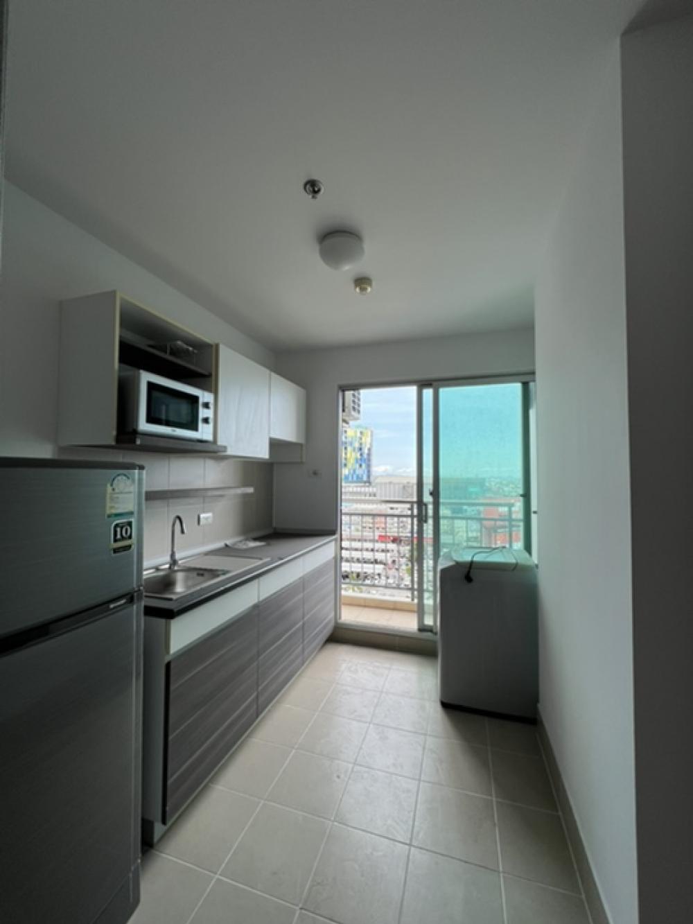 ขายคอนโดศรีราชา แหลมฉบัง บ้านบึง : 🔥ขายด่วน ห้องสวย 🔥 คอนโดศุภาลัยวิสต้าท่าเรือแหลมฉบัง ขนาดห้อง 30.5 ตรม ชั้น 12 ราคา 1,350,000 ล้านบาท