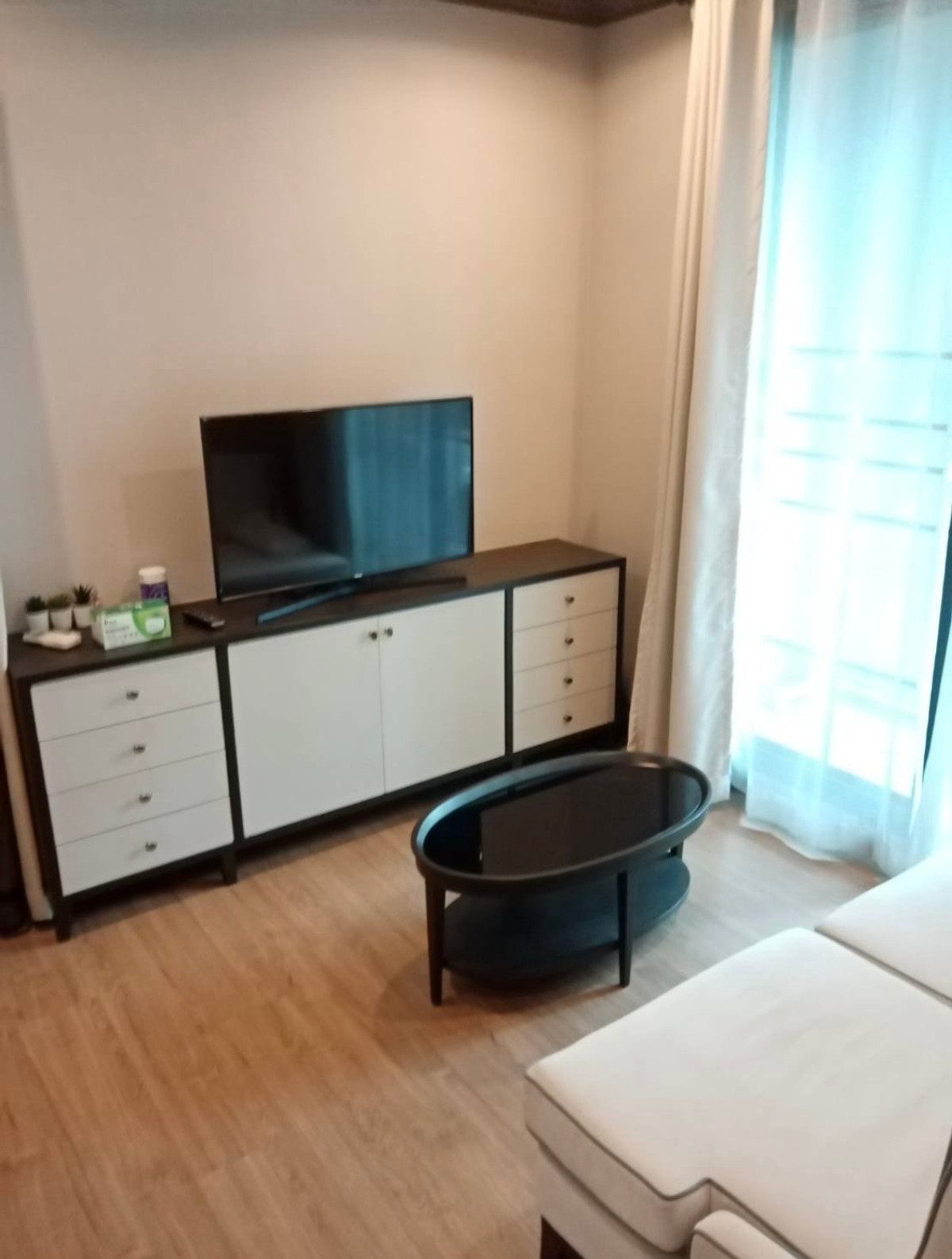 ขายคอนโดสยาม จุฬา สามย่าน : The Reserve - Kasemsan 3 Eng 中 日 Please add LINE ID @806qphgn o8415o5483 Sell