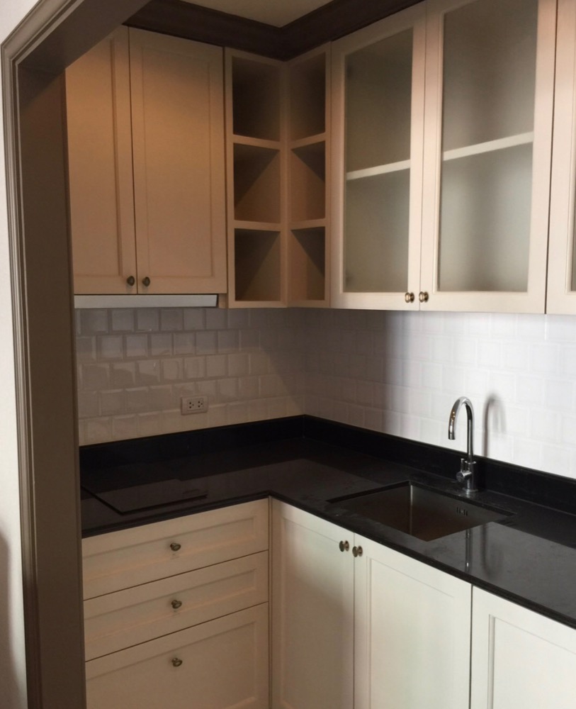 ขายคอนโดสยาม จุฬา สามย่าน : Eng 中 日 Please add LINE ID @806qphgn o8415o5483 Rent 45,000 B The Reserve เกษมสันต์