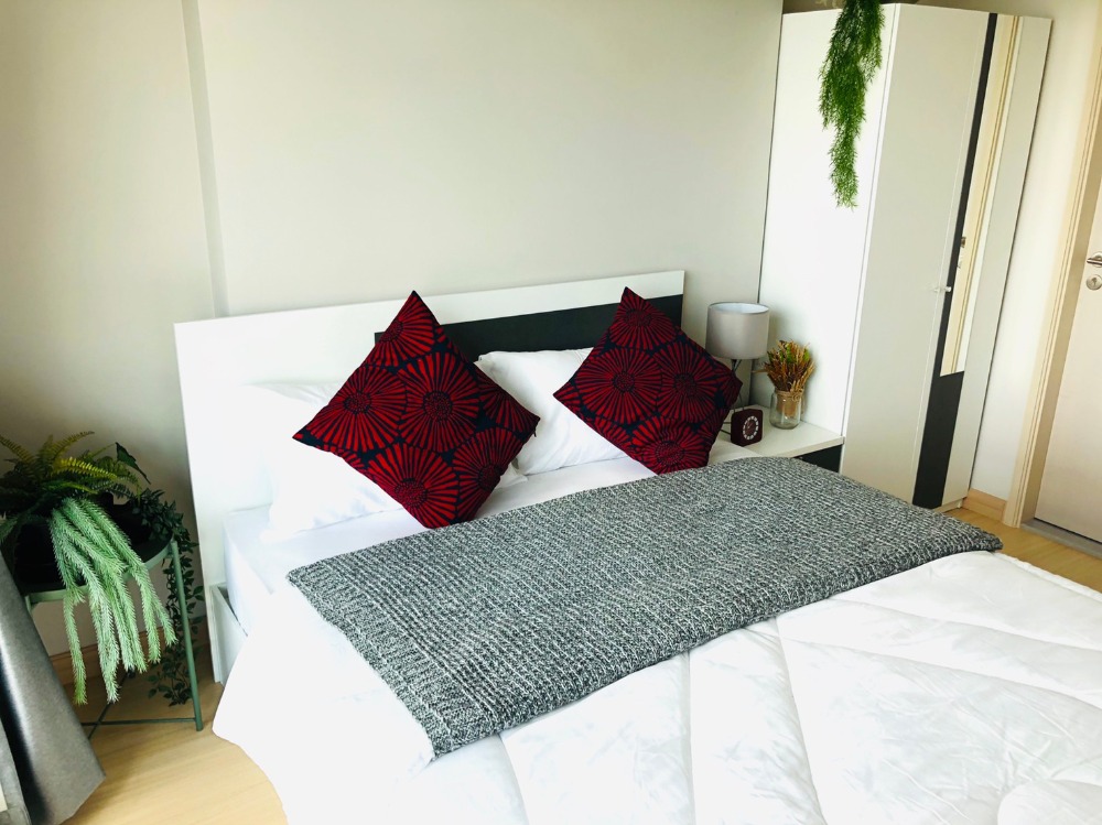 For RentCondoKasetsart, Ratchayothin : 🔥🔥Rent 11500-12500 baht Lumpini Phahon 32🔥🔥 One month deposit, 2 rooms available, reserve now!!!