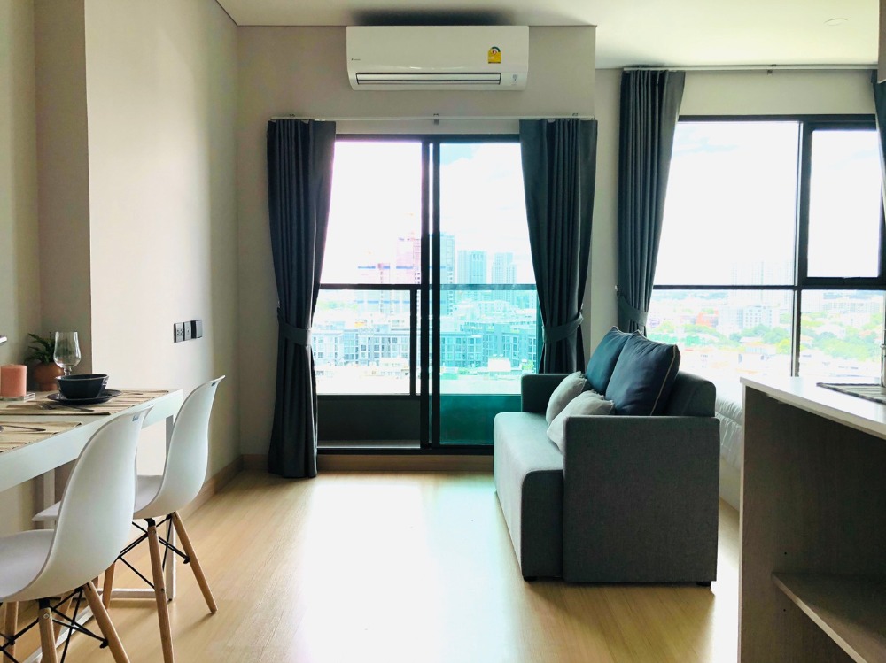For RentCondoKasetsart, Ratchayothin : 🔥🔥Rent 11500-12500 baht Lumpini Phahon 32🔥🔥 One month deposit, 2 rooms available, reserve now!!!