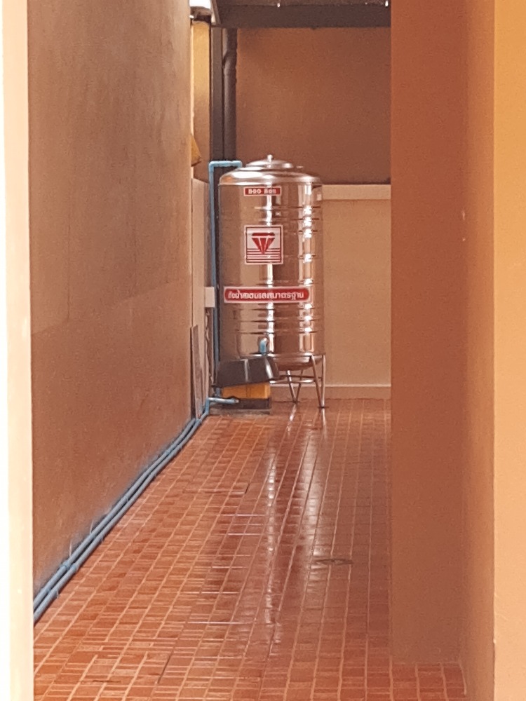 ให้เช่าทาวน์โฮมปิ่นเกล้า จรัญสนิทวงศ์ : ให้เช่าทาวน์เฮ้าส์ใหม่ 2ชั้นครึ่ง(3ชั้น) หมู่บ้านอิ่มอัมพร2 ติดถนนราชพฤกษ์ ซ.9 (บางแวก32) เนื้อที่ 26.5ตร.ว หันทิศเหนือไม่ร้อน 10นาทีถึงสาทร,สีลม (ไม่อนุญาตเลี้ยงสัตว์) ติดต่อ 090-945-9449