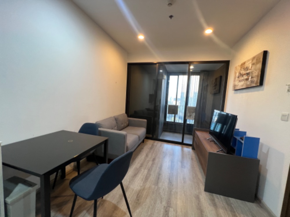 ให้เช่าคอนโดพระราม 9 เพชรบุรีตัดใหม่ RCA : for rent ideo mobi asoke 1 bed special deal !! ❤️🐻‍❄️