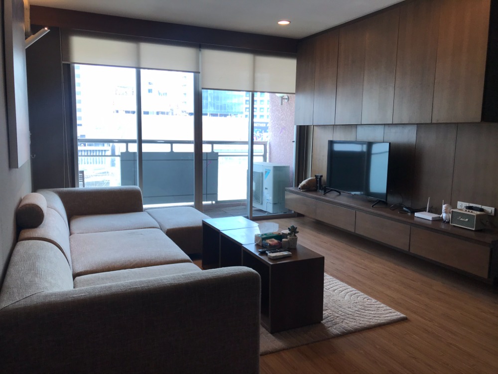 ให้เช่าคอนโดสีลม ศาลาแดง บางรัก : Silom grand terrace: For rent 1bedroom 82sqm 33,000/month rainy081-889-5470