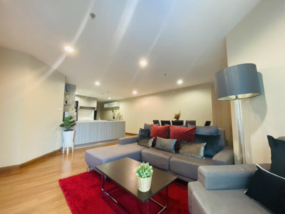 🌿Belle Grand Rama 9🌿 Nice room nice decoration 🛏 2 Bed 2 Bath - 98 sq.m, price negotiable!!! close to MRT Rama 9 Loading...