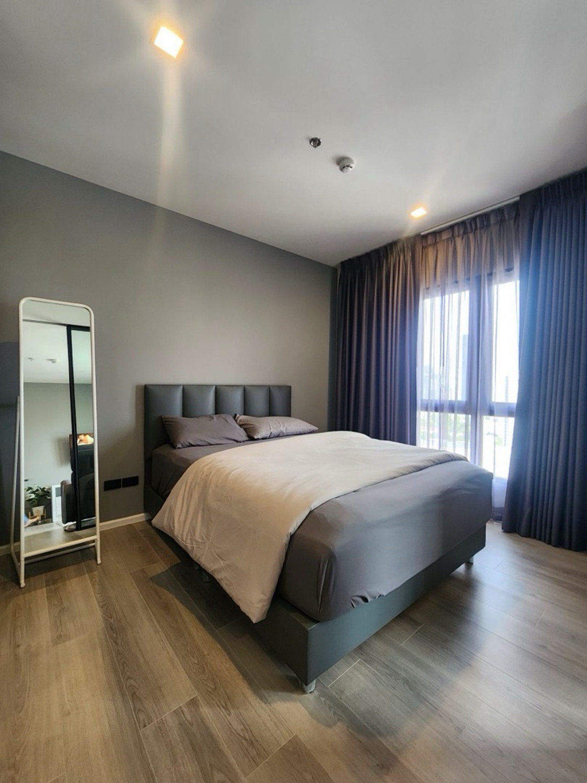 ให้เช่าคอนโดพระราม 3 สาธุประดิษฐ์ : 🔥🔥พร้อมอยู่ แต่งครบ วิวแม่น้ำเดอะคีย์พระราม3