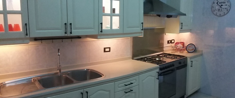 For RentCondoNana, North Nana,Sukhumvit13, Soi Nana : ฺfor RENT Baan Prida Condominium 3 bed 175 Sqm 65,000 per month call 096-2615656