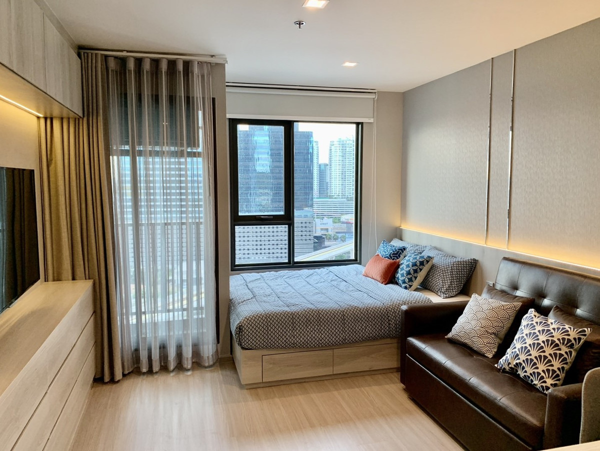 For RentCondoLadprao, Central Ladprao : Life Ladprao Only 16,000 THB Beautifully decorated room, good price 📞 Line:@pukkhome (with @ )