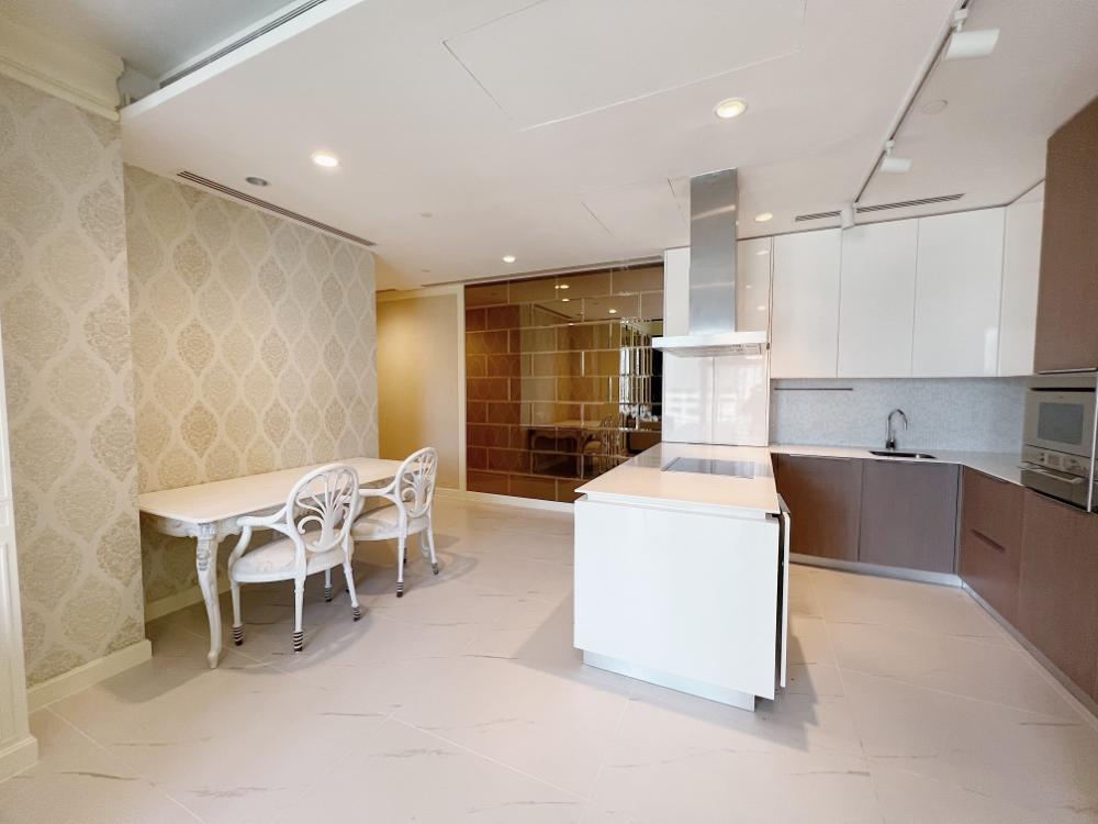 ให้เช่าคอนโดวิทยุ ชิดลม หลังสวน : Rent ✨ 185 Rajdamri ✨Super Luxury Condominium from Raimond Land (video available)