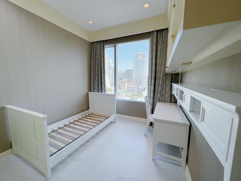 ให้เช่าคอนโดวิทยุ ชิดลม หลังสวน : Rent ✨ 185 Rajdamri ✨Super Luxury Condominium from Raimond Land (video available)