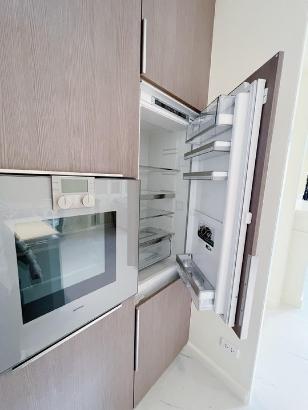 ให้เช่าคอนโดวิทยุ ชิดลม หลังสวน : Rent ✨ 185 Rajdamri ✨Super Luxury Condominium from Raimond Land (video available)