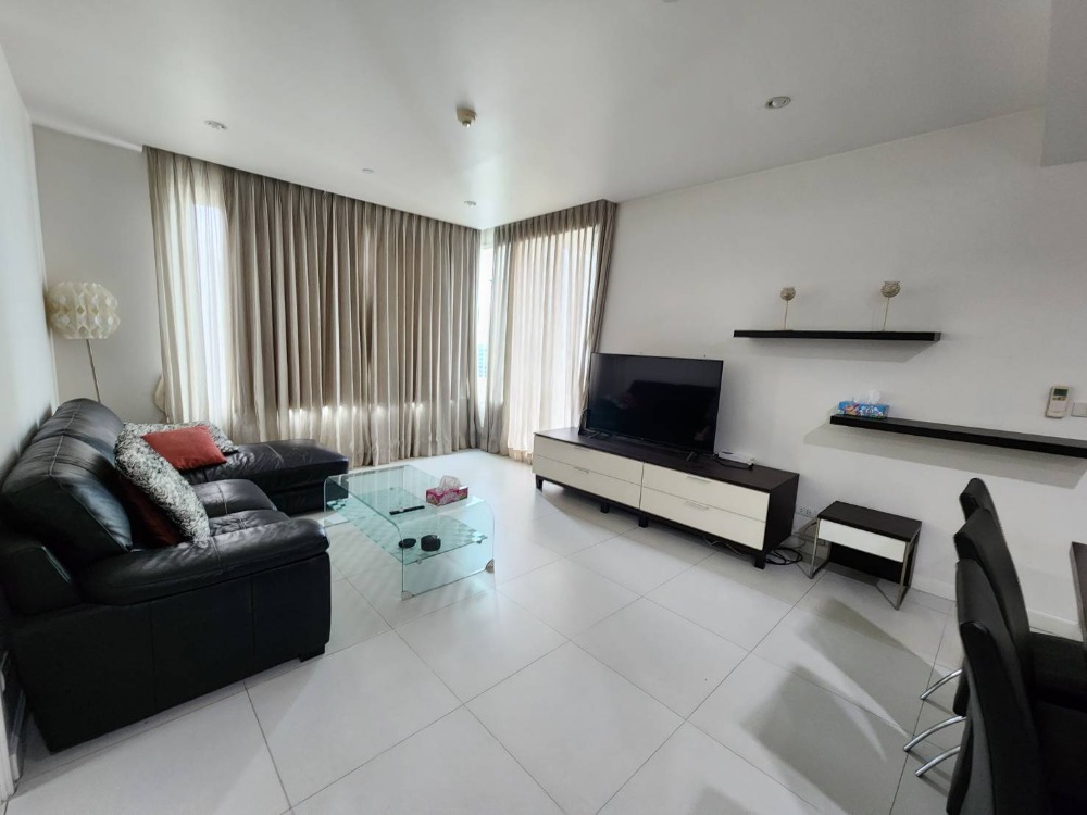 ขายคอนโดวิทยุ ชิดลม หลังสวน : SELL (2 Bed 88.8 Sqm) Pet Friendly - 12.4 MB High Floor, Nice View - Negotiable @Manhattan Chdilom, BTS Chidlom